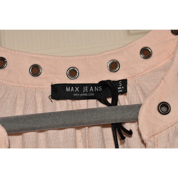 MAX JEANS NEW $50 V-Neck Grommet Trim Sleeveless Knit Top Shell Pink Small - Picture 3 of 3